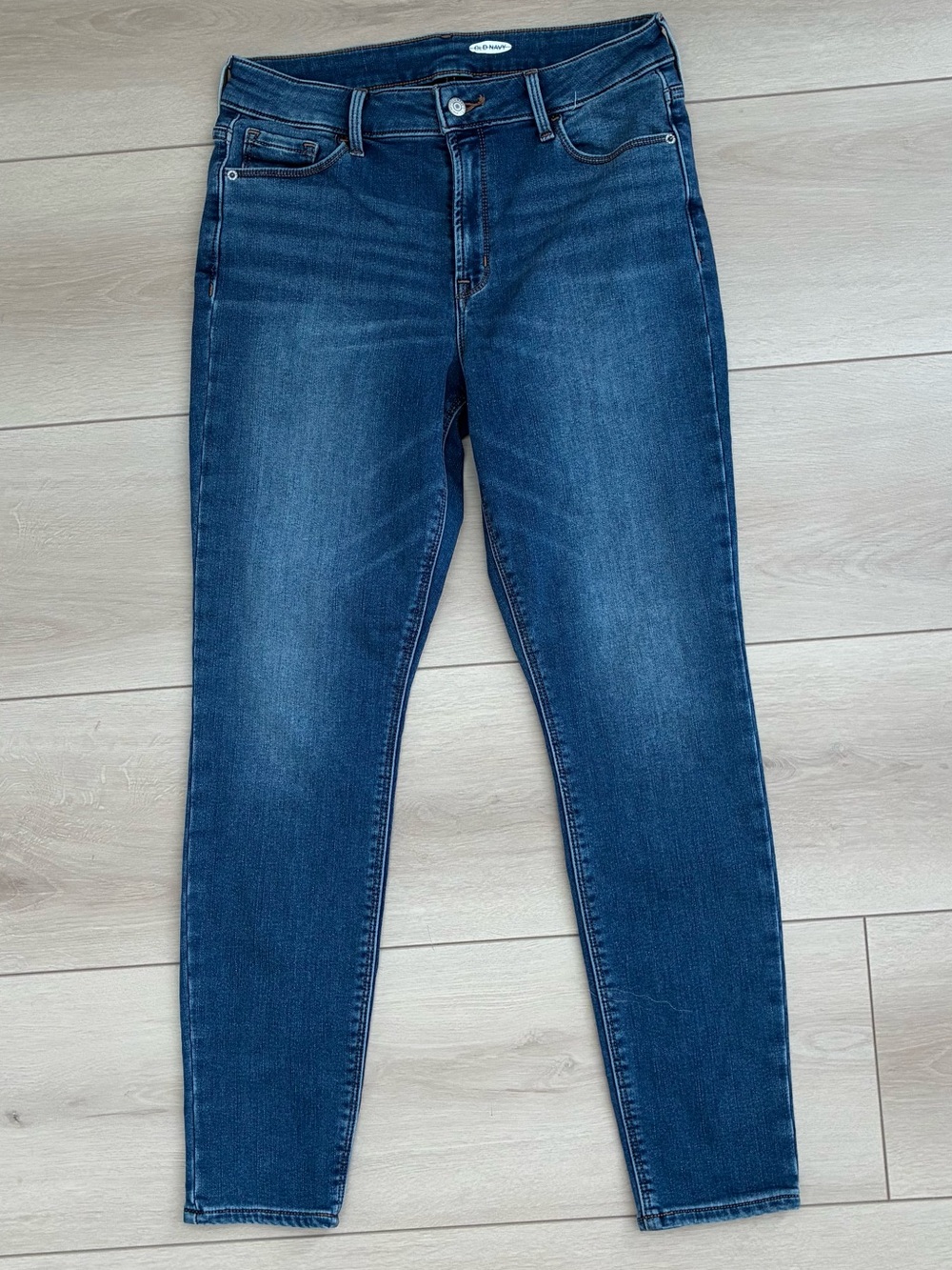 Old Navy High Rise Rock Christy Super Stretch Skinny Jeans Brush Wash NWOT